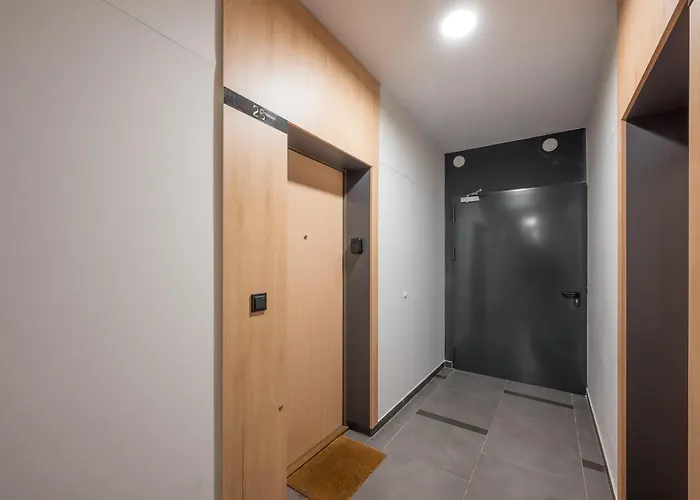 公寓 Royal Wilanow Chic *